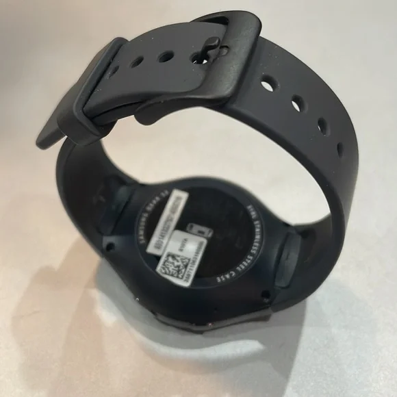 Samsung Gear S2 smartwatch NEVER USED